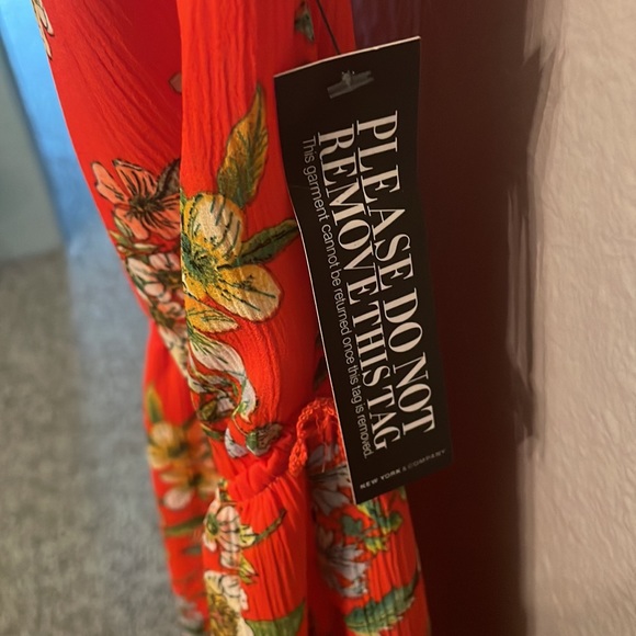 New York & Company Floral Maxi Dress. New with tags - Picture 6 of 6